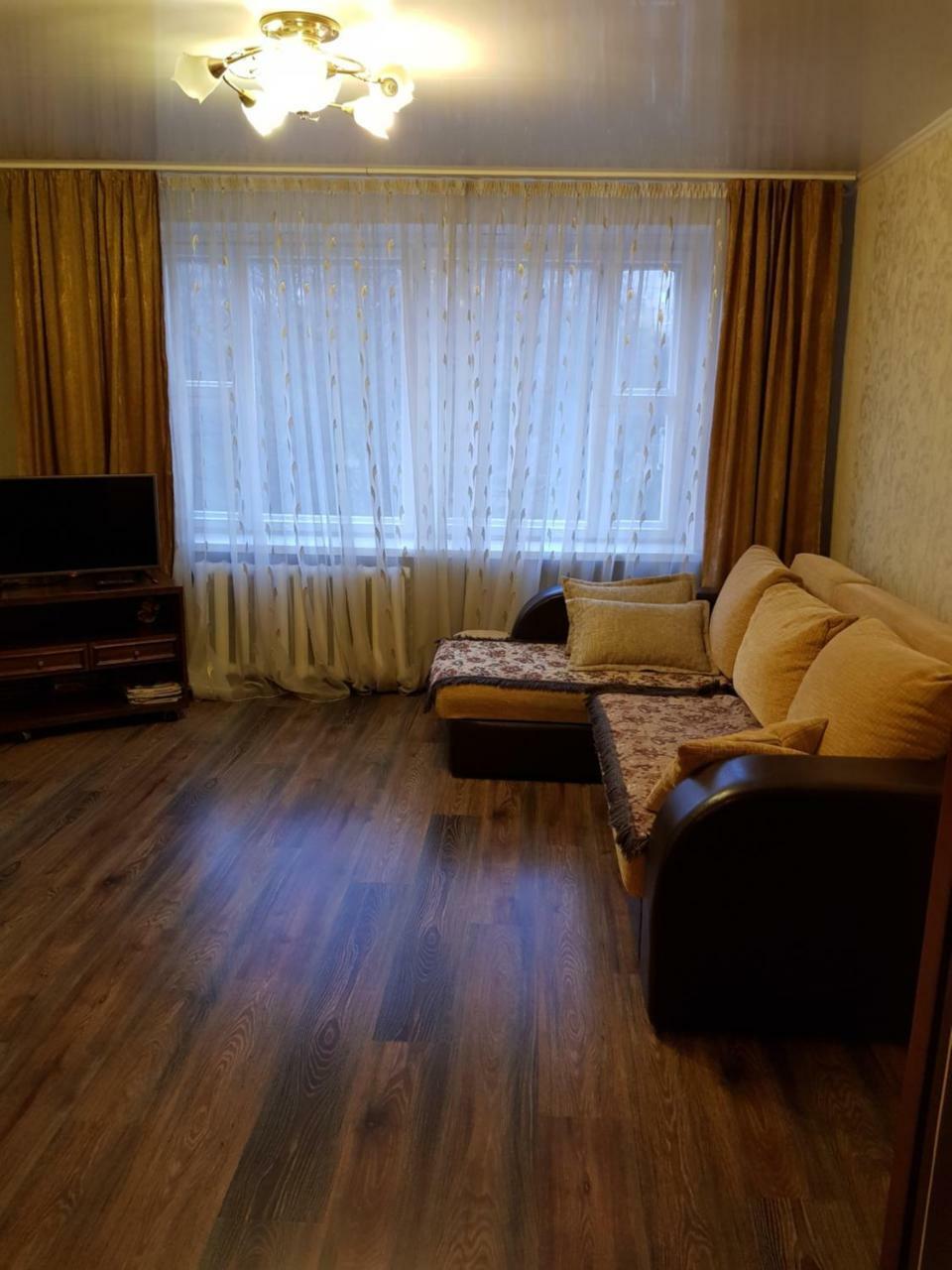 Apartment At Zhukova Street Baranavichy Exterior photo